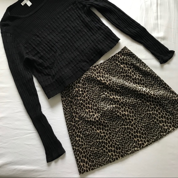 CLOSET CLOSING cheetah print mini skirt - Picture 1 of 6